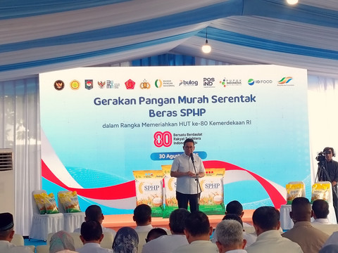 Menteri Perdagangan (Mendag) Budi Santoso, dalam acara Gerakan Pangan Murah di Kantor Kementerian Pertanian, Jakarta, Sabtu (30/8/2025).  Foto: Muhammad Fhandra/kumparan