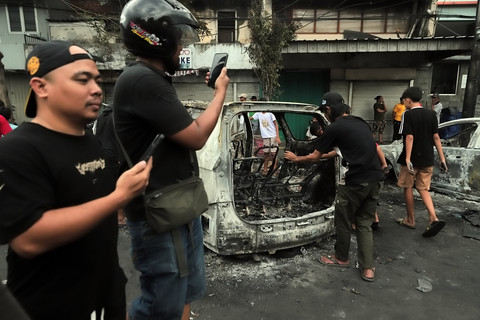 Kondisi terkini di Polres Jakarta Timur, Jatinegara usai diamuk massa, Sabtu (30/8/2025). Foto: Iqbal Firdaus/kumparan