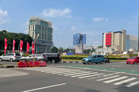 Kondisi lalu lintas di Kawasan Tugu Tani, Jakarta Pusat, Minggu (31/8/2025).  Foto: Fadhil Pramudya/kumparan