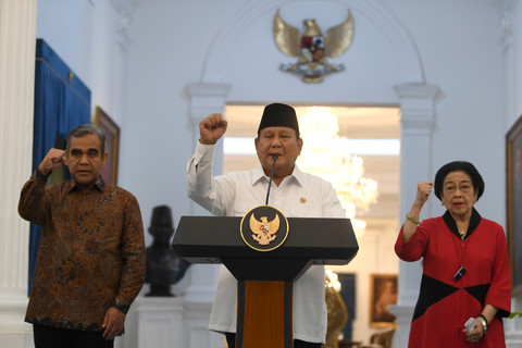 Presiden Prabowo Subianto didampingi Ketua Umum PDIP Megawati... </div>
<div class=