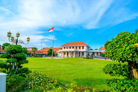 Gedung Grahadi, Surabaya. Foto: Shutterstock