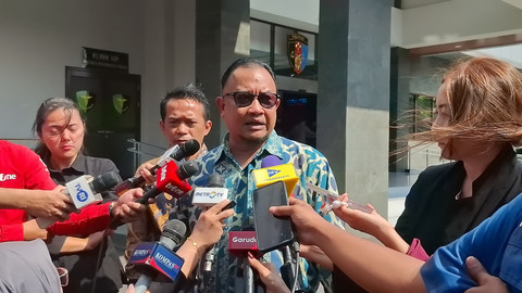 Komisioner Kompolnas, Choirul Anam di Propam Mabes Polri pada Selasa (2/9/2025). Foto: Rachmadi Rasyad/kumparan