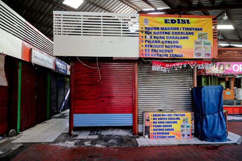 Suasana pertokoan di District Blok M, Jakarta tampak lenggang, Rabu (3/9/2025). Foto: Iqbal Firdaus/kumparan
