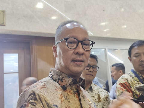 Menteri Perindustrian (Menperin) Agus Gumiwang Kartasasmita di Kompleks Parlemen Senayan, Jakarta, Rabu (3/9/2025). Foto: Widya Islamiati/kumparan