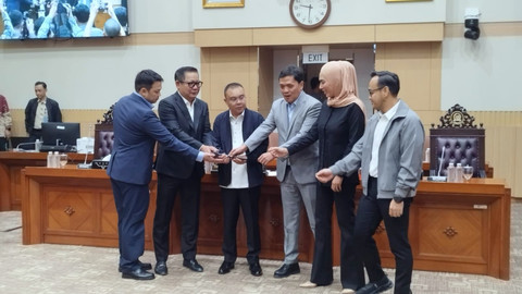 Pelantikan Ketua Komisi III DPR RI, Kamis (4/9/2025). Foto: Haya Syahira/kumparan