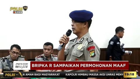 Bripka Rohmad sampaikan permohonan maaf pada keluarga Affan Kurniawan usai putusan sidang etik di TNCC Polri, Kamis (4/9). Foto: Dok: Polri TV