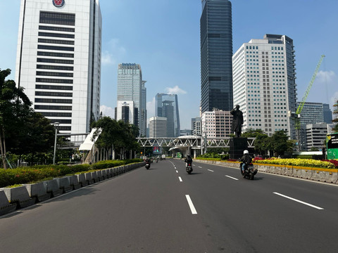 Lalu Lintas Jalan Thamrin-Bunderan HI, Jumat (5/9). Foto: Rayyan/Kumparan