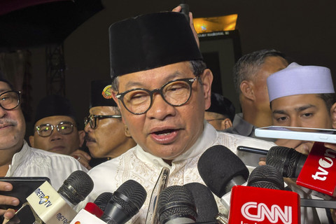Gubernur Jakarta Pramono Anung di Monas, Jakarta Pusat, Sabtu (6/9/2025). Foto: Abid Raihan/kumparan