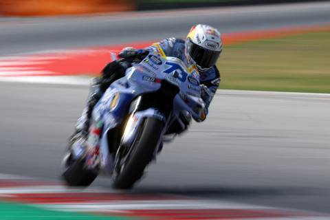 pebalap BK8 Gresini Racing Alex Marquez saat balapan MotoGP Grand Prix Catalunya di Circuit de Barcelona, Barcelona, Spanyol, Minggu (7/9/2025). Foto: Albert Gea/REUTERS