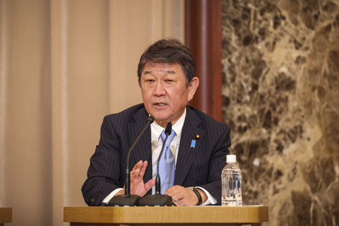 Sekretaris Jenderal Partai Demokrat Liberal (LDP), Toshimitsu Motegi. Foto: Takashi Aoyama / POOL / AFP