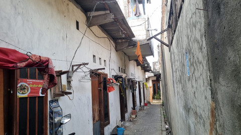 Lokasi kos Alvi dan Tiara di Jalan Lidah Wetan, Kecamatan Lakarsantri, Kota Surabaya, Senin (8/9/2025). Foto: Farusma Okta Verdian/kumparan
