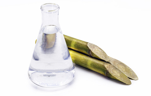 Ilustrasi etanol. Foto: Shutterstock