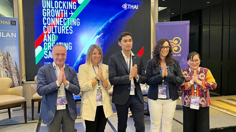 Para agensi atau tour operator dan perwakilan Thai Airways dalam acara "Unlocking Growth, Connecting Cultures and Creating Sales" Thai Airways yang digelar pada Selasa (9/9/2025). Foto: Gitario Vista Inasis/kumparan