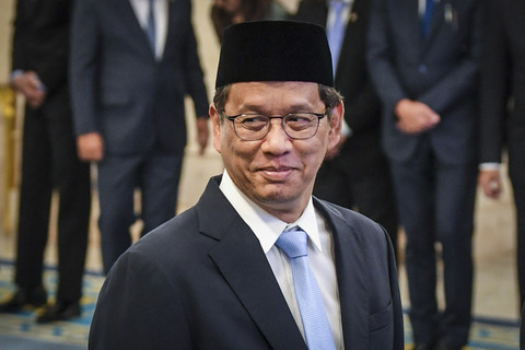 Menteri Keuangan Purbaya Yudhi Sadewa bersiap mengikuti pelantikan menteri dan wakil menteri Kabinet Merah Putih di Istana Negara, Kompleks Istana Kepresidenan, Jakarta, Senin (8/9/2025). Foto: Stringer/AFP