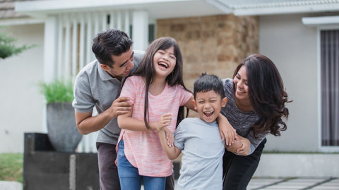 Ilustrasi generasi sandwich. Foto: Shutterstock