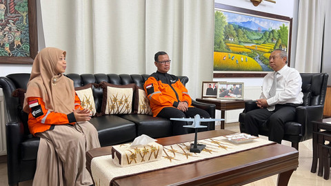 Rombongan Dompet Dhuafa berdialog dengan Dubes RI untuk Yordania Ade Padmo Sarwono terkait pengungsi Palestina. Foto: Rizki Baiquni Pratama/kumparan