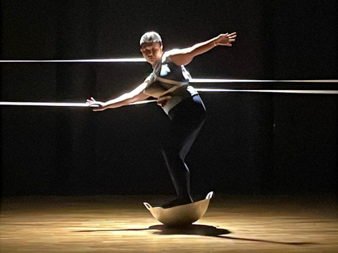 Penampilan pentas Alih karya Gianti Giadi. | Foto: Taufik Hidayah/Lampung Geh.