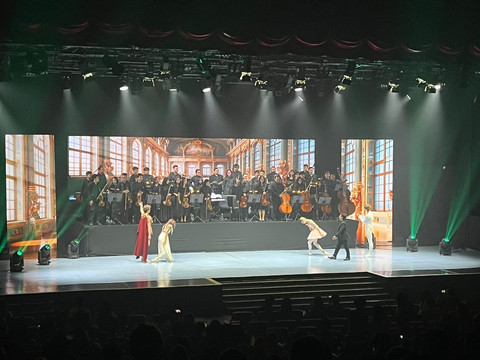 Suasana pagelaran balet soundtrack show di Jakarta Concert. Foto: Reza Aditya Ramadhan/kumparan