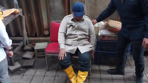 Presiden Prabowo saat meninjau daerah di Bali yang terdampak banjir, Sabtu (13/9/2025). Foto: Dok. Denita/kumparan