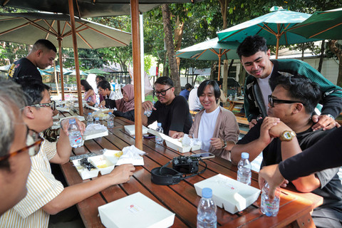 Sejumlah peserta mengikuti acara kumparan On The Road dari Pos Bloc Jakarta hingga kantor kumparan, Jakarta, Sabtu (13/9/2025).   Foto: Iqbal Firdaus/kumparan