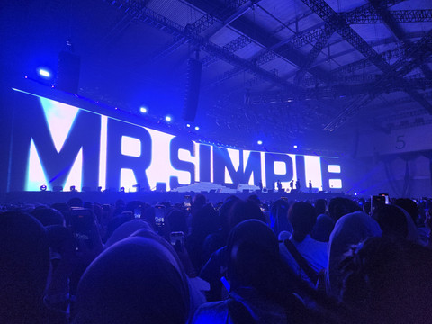 Penampilan Super Junior di konser Super Show 10 in Jakarta yang digelar di ICE BSD, Sabtu (13/9/2025). Foto: Ela Nurlaela/kumparan