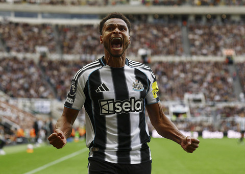 Reaksi Jacob Murphy dari Newcastle United melakukan selebrasi pada pertandingan Liga Inggris antara Newcastle United vs Wolverhampton Wanderers di St James' Park, Newcastle, Inggris, Sabtu (13/9/2025). Foto: Lee Smith/REUTERS