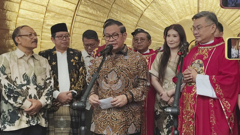 Gubernur Jakarta, Pramono Anung, meresmikan Gereja Katolik Kalvari Lubang Buaya, Jakarta Timur, Minggu (14/9/2025). Foto: Jonathan Devin/kumparan