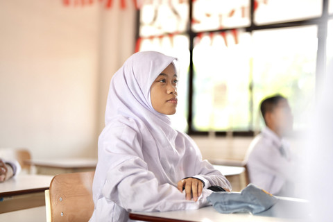 Adelia Eka Tri Septiani (16) siswa Sekolah Rakyat Menengah Atas (SRMA) 13 Kota Bekasi, Jawa Barat. Foto: Kemensos RI