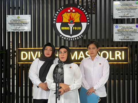 Kombes Pol Ganis Setyaningrum Kasubdit II Direktorat PPA dan PPO Bareskrim Polri saat Diwawancara di Gedung Humas Mabes Polri, Senin (15/9/2025). Foto: Rayyan Farhansyah/kumparan