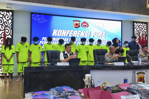 Konferensi pers Polda Jabar terkait pelaku perusakan saat demo di Bandung, Selasa (16/9/2025). Foto: Linda Lestari/kumparan
