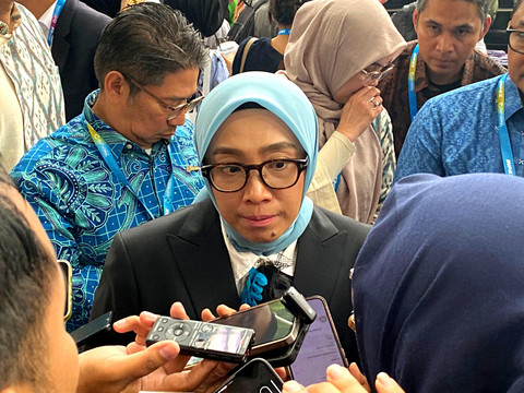 Direktur Jenderal Energi Baru Terbarukan dan Konservasi Energi (EBTKE) Eniya Listiani Dewi, usai acara Indonesia International Geothermal Convention and Exhibition 2025, di JCC Jakarta, Rabu (17/9/2025). Foto: Muhammad Fhandra Hardiyon/kumparan