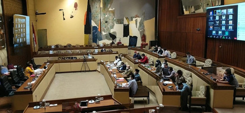 Rapat/Sidang Komisi DPR RI. Sumber: Shutterstock 