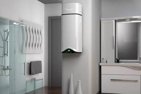 Water heater NUOS EVO A+ dari Ariston di kamar mandi. Foto: Dok. Istimewa