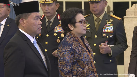 Kepala LKPP Sarah Sadiqa saat pelantikan dan pengambilan sumpah jabatan oleh Presiden Prabowo Subianto pada acara Pelantikan Menteri dan Wakil Menteri Negara Kabinet Merah Putih dalam sisa jabatan di Istana Negara, Jakarta, Rabu (17/9/2025). Foto: Youtube/Sekretariat Presiden