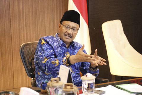 Mensos Saifullah Yusuf (Gus Ipul) dalam audiensi dengan anggota DPD di kantor Kemensos, Rabu (17/9/2025). Foto: Dok. Kemensos