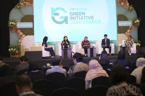 Suasana sesi panel keempat kumparan Green Initiative Conference 2025 di Hotel Borobudur, Jakarta, Kamis (18/9/2025). Foto: Wahyu/kumparan