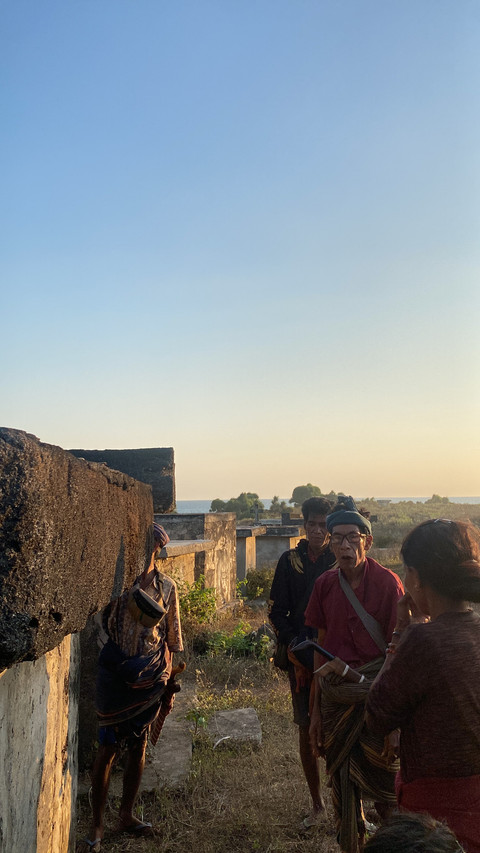Gambar 1. Ritual Marapu di kawasan makan leluhur Retanggaro, Sumba Barat Daya