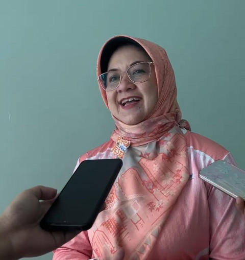 Kepala Dinas Perpustakaan dan Kearsipan Kota Pontianak, Rendrayani. Foto: Dok. Hi!Pontianak