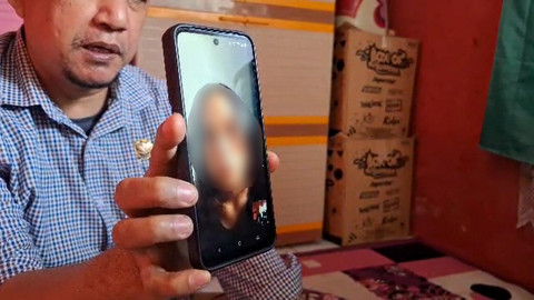 RR (23), gadis asal Cisaat, Kabupaten Sukabumi yang menjadi korban TPPO mengungkapkan sedang berada di sebuah rumah di daerah Guangzhou, China. Foto: kumparan