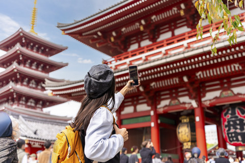 Kuil Sensoji di Asakusa. Foto: kitzcorner/Shutterstock