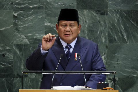 Presiden Indonesia Prabowo Subianto berpidato di Sidang Umum Perserikatan Bangsa-Bangsa ke-80 di Markas Besar PBB di New York, AS, Selasa (23/9/2025). Foto: Mike Segar/REUTERS