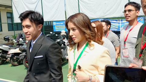 Selebgram Tasya Farasya tiba di pengadilan Agama Jakarta Selatan, Rabu (24/9/2025).   Foto: Aprilandika Pratama/kumparan