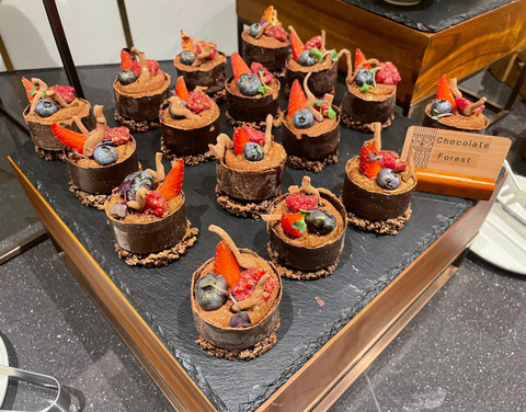 Chocolate forest ala A.RA.SA Restaurant & Bar.  Foto: Salsha Okta Fairuz/kumparan