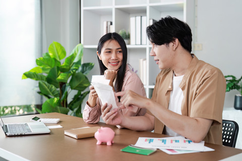 Tips penting sebelum menggunakan PayLater untuk generasi muda. 