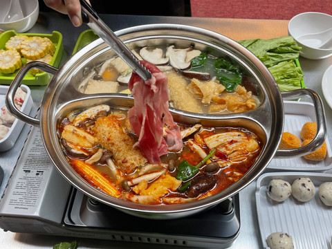  NaiNai Hot Pot di Jakarta Selatan.  Foto: Salsha Okta Fairuz/kumparan