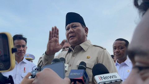 Presiden Prabowo Subianto di Lanud Halim Perdanakusuma pada Sabtu (27/9/2025).  Foto: Luthfi Humam/kumparan