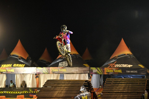 Kejuaraan motocross dan grasstrack Trial Game Dirt (TGD) 2025 di Sirkuit Lapangan Gentan, Sukoharjo, Jawa Tengah diselenggaran pada Jumat (26/9) hingga Sabtu (27/9). Foto: Djarum Foundation