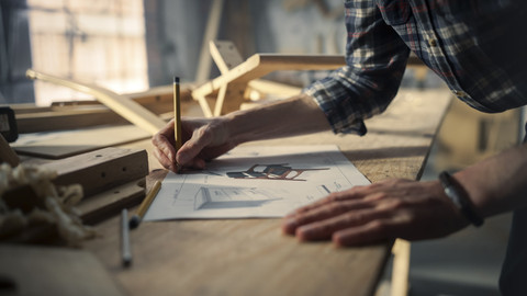 Ilustrasi pengembangan produk kayu. Foto: Gorodenkoff/Shutterstock