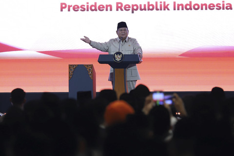 Presiden RI Prabowo Subianto menyampaikan pidato pada penutupan Munas VI Partai Keadilan Sejahtera di Jakarta, Senin (29/9/2025). Foto: Jamal Ramadhan/kumparan