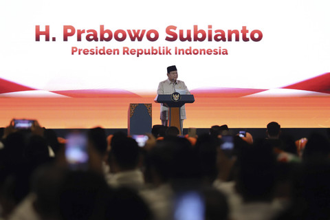 Presiden RI Prabowo Subianto menyampaikan pidato pada penutupan Munas VI Partai Keadilan Sejahtera di Jakarta, Senin (29/9/2025). Foto: Jamal Ramadhan/kumparan